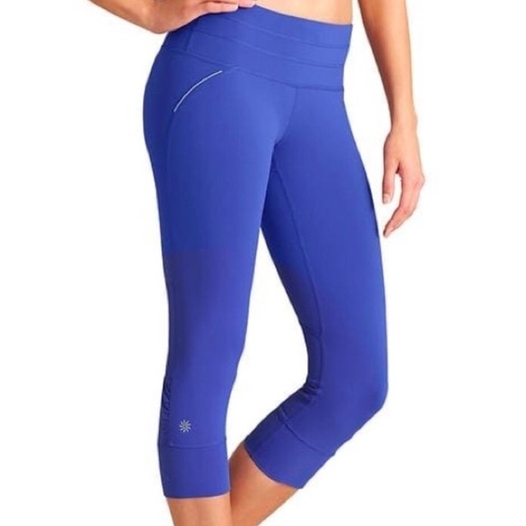 Athleta Pants - Athleta Relay Capri